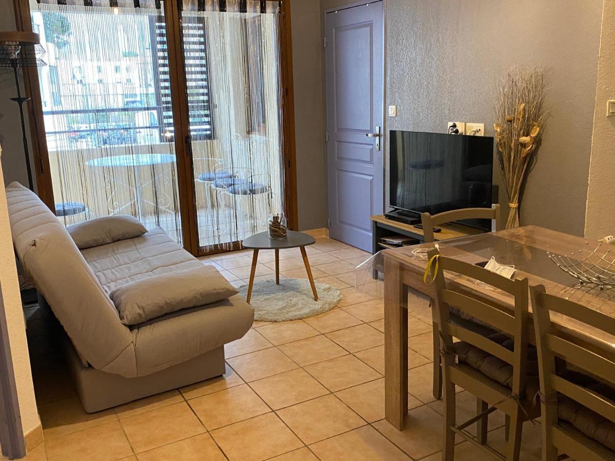 Appartement 3 Min A Pied Du Centre D'Uzes Parking Piscine ภายนอก รูปภาพ