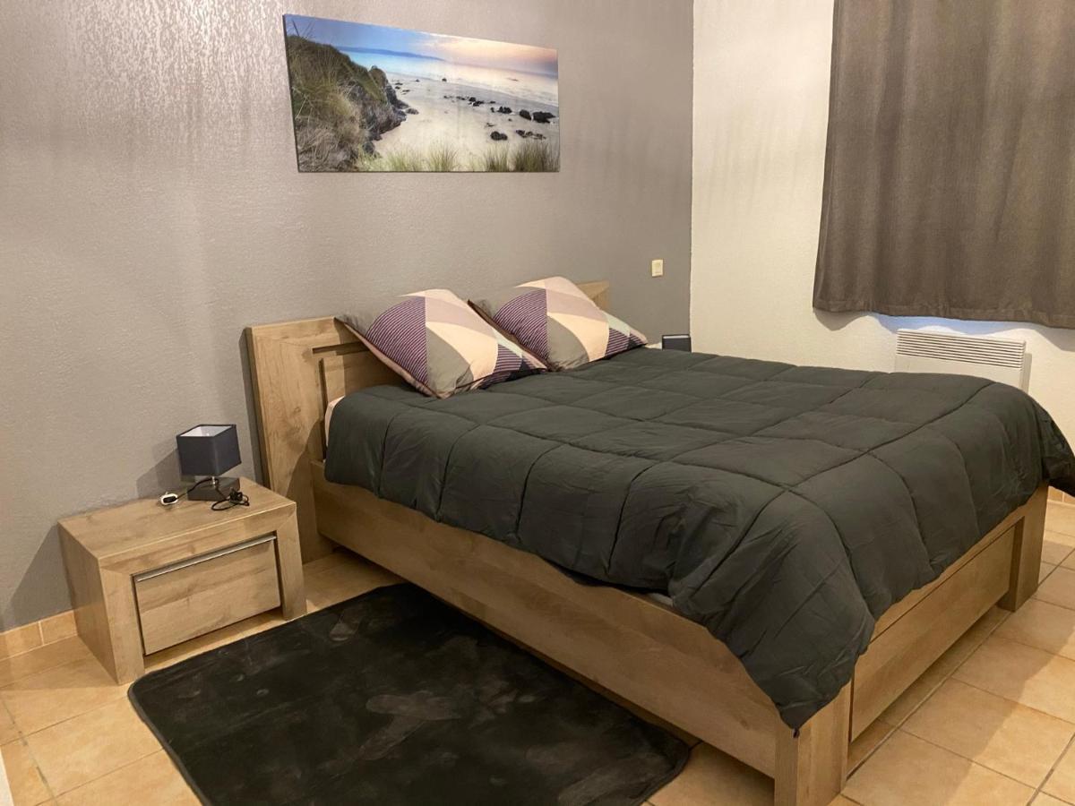 Appartement 3 Min A Pied Du Centre D'Uzes Parking Piscine ภายนอก รูปภาพ